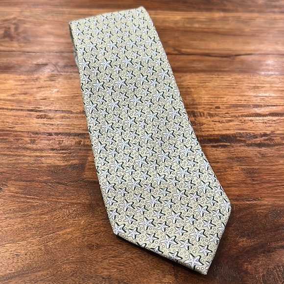 Vineyard Vines Star Fish Silk Tie - Picture 2 of 6